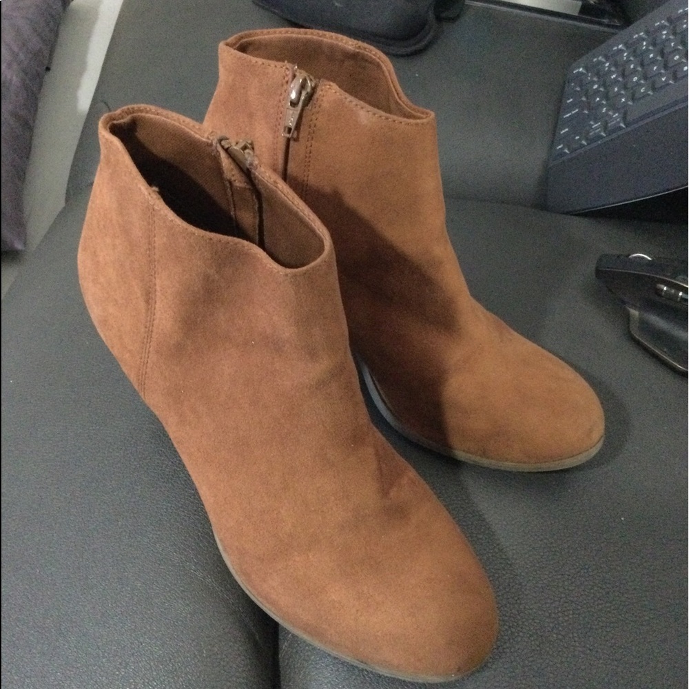 Old Navy Suede Zip Boot Sz USA 9 Brown